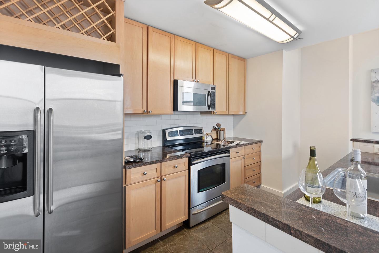 111 S 15TH STREET Unit: NINETEEN-02