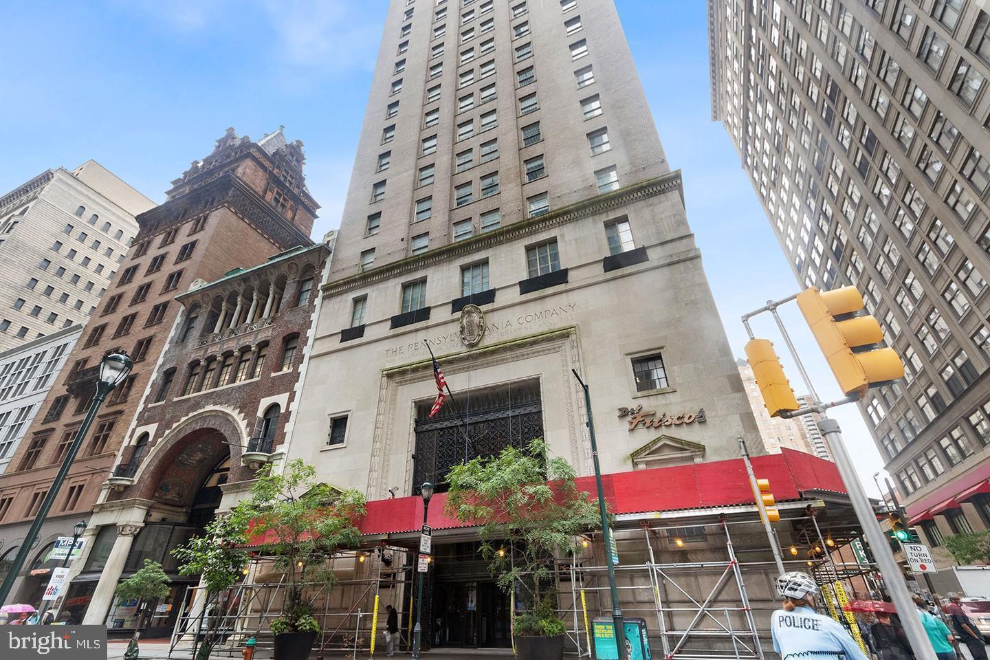 111 S 15TH STREET Unit: NINETEEN-02