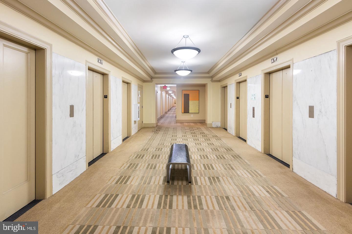 111 S 15TH STREET Unit: NINETEEN-02