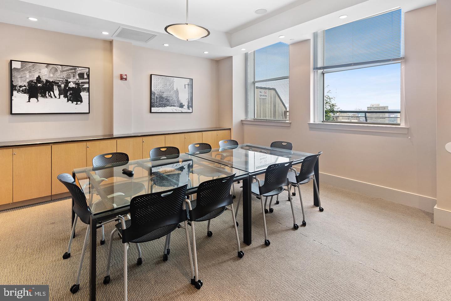 111 S 15TH STREET Unit: NINETEEN-02