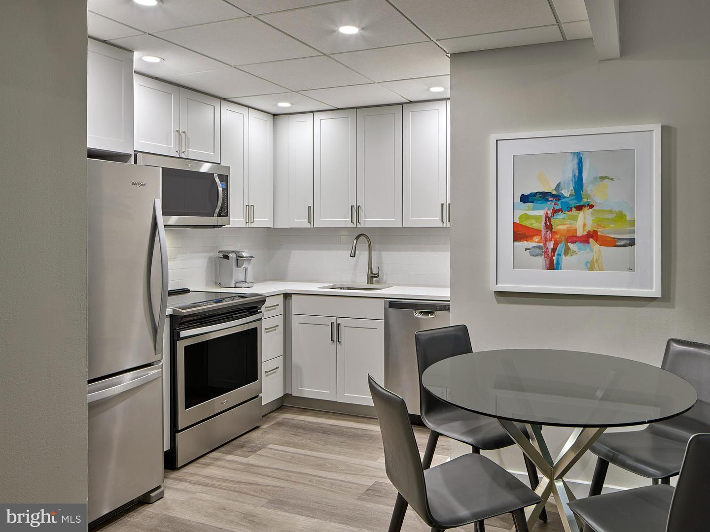 834 CHESTNUT STREET Unit: 2BEDFURNISHED