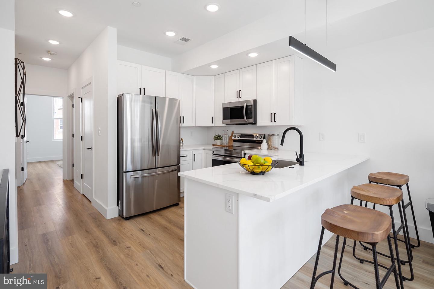 3108 CLIFFORD STREET Unit: B