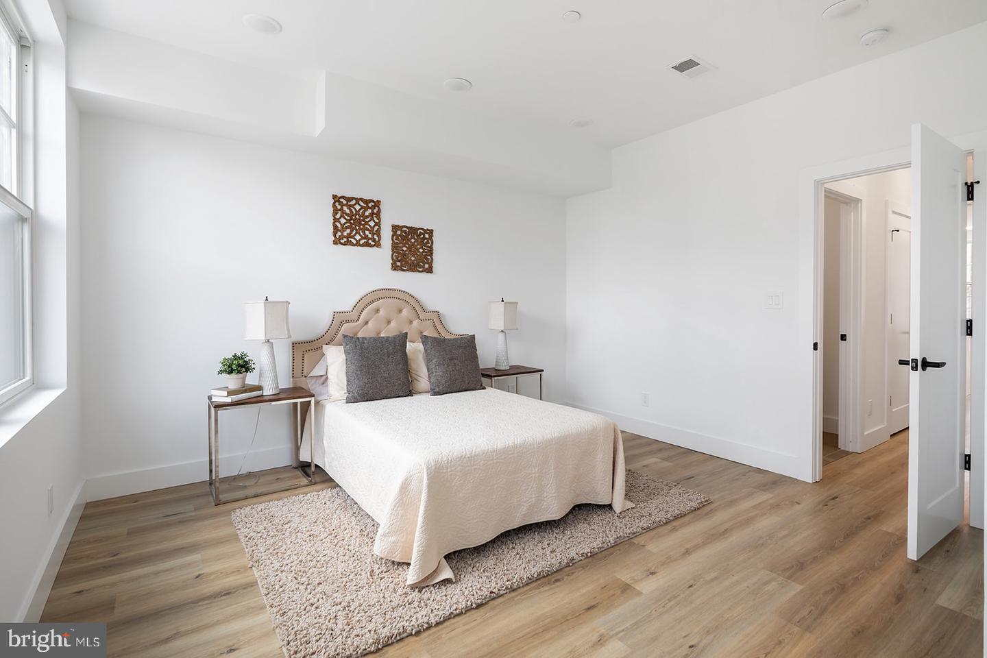 3108 CLIFFORD STREET Unit: B
