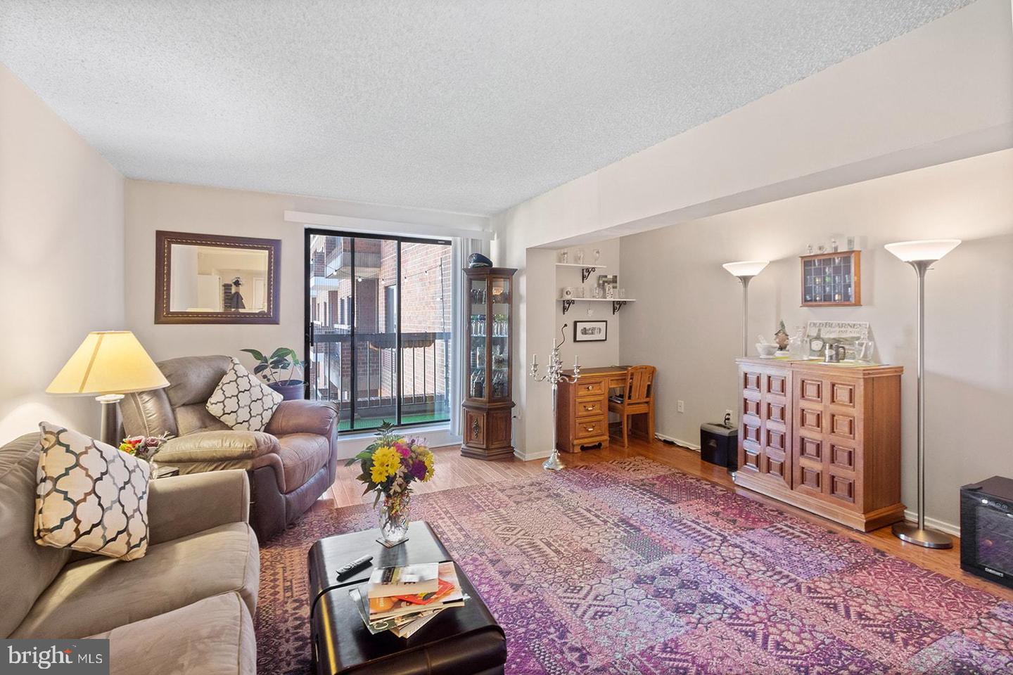 200 LOMBARD STREET Unit: 643