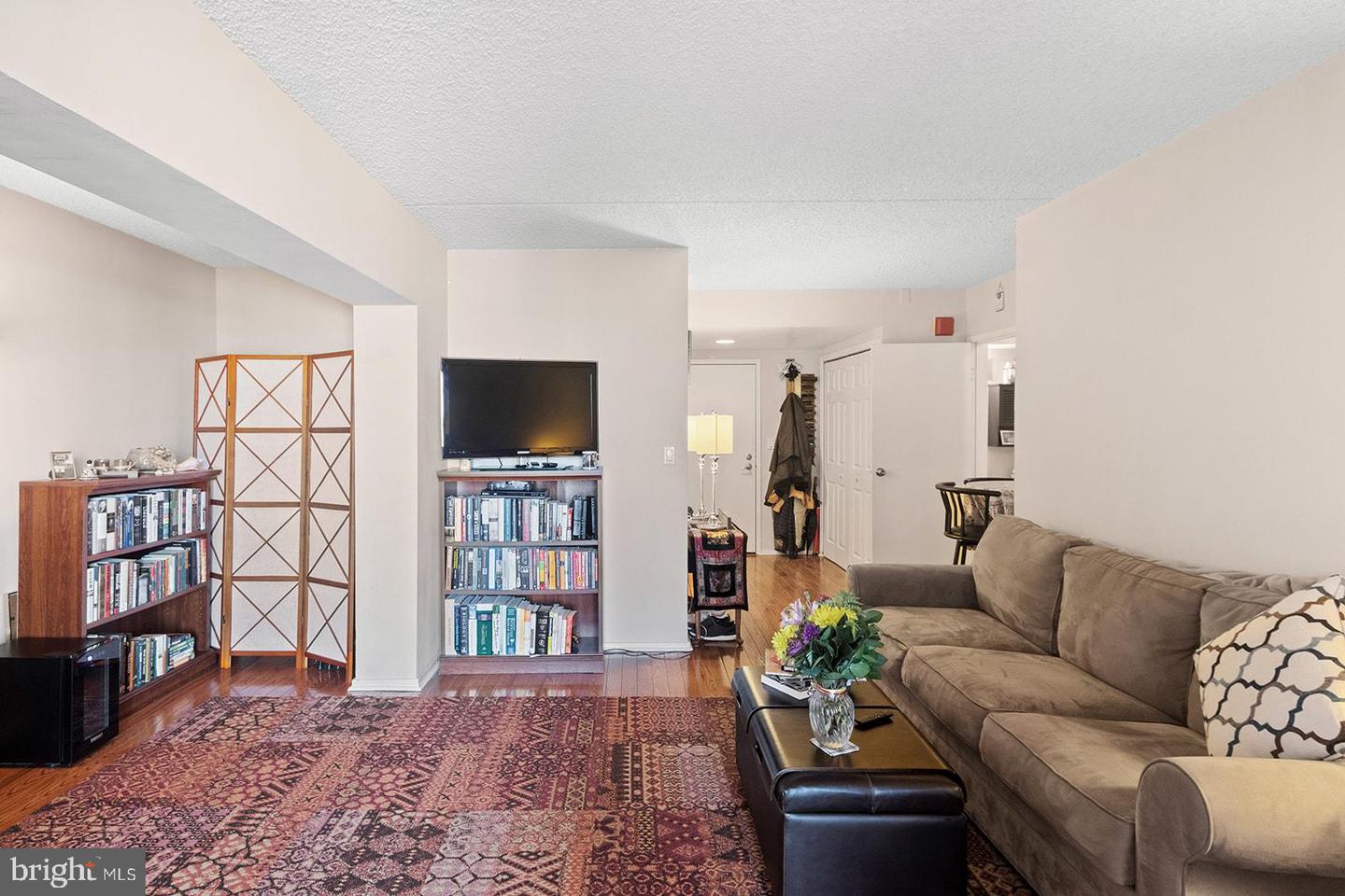 200 LOMBARD STREET Unit: 643