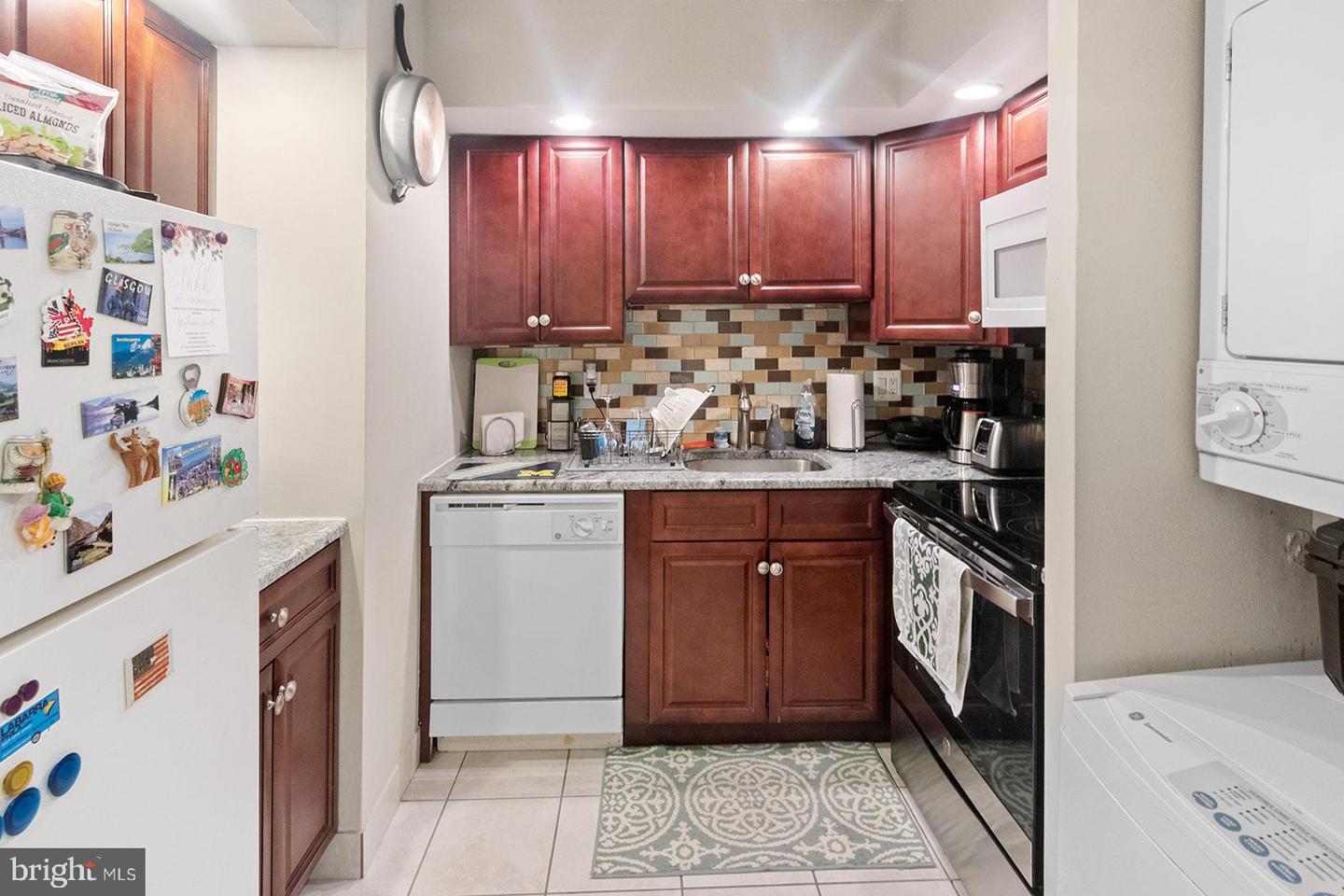 200 LOMBARD STREET Unit: 643