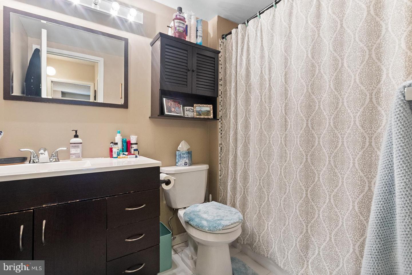 200 LOMBARD STREET Unit: 643