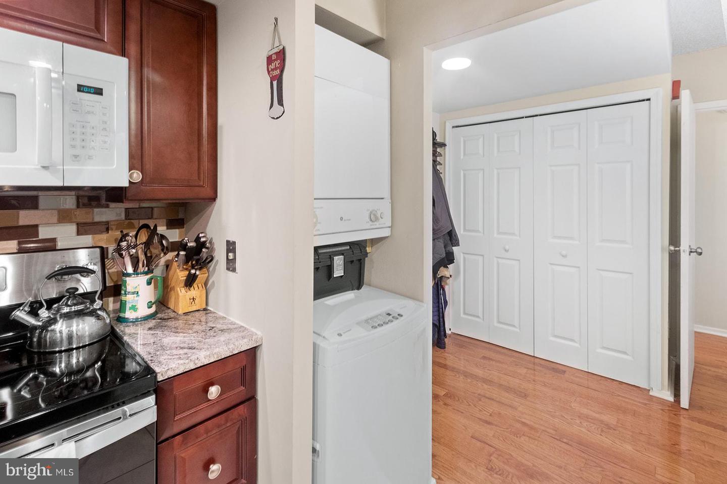 200 LOMBARD STREET Unit: 643