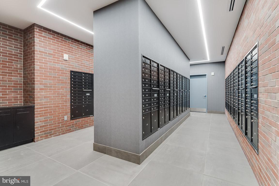1300 FAIRMOUNT AVENUE Unit: STUDIO