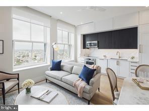 1403 SPRUCE STREET Unit: 3B3.5BA