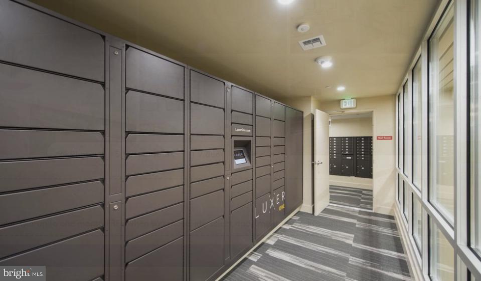 201 S 25TH STREET Unit: 1B-704