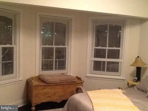 1832 GREEN STREET Unit: 3R