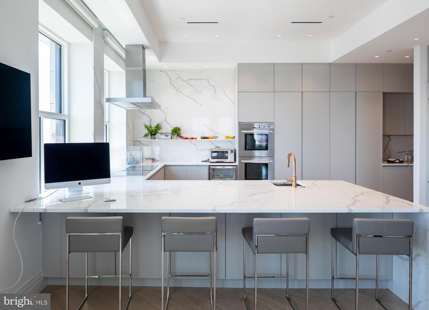 1403 SPRUCE STREET Unit: PENTHOUSE