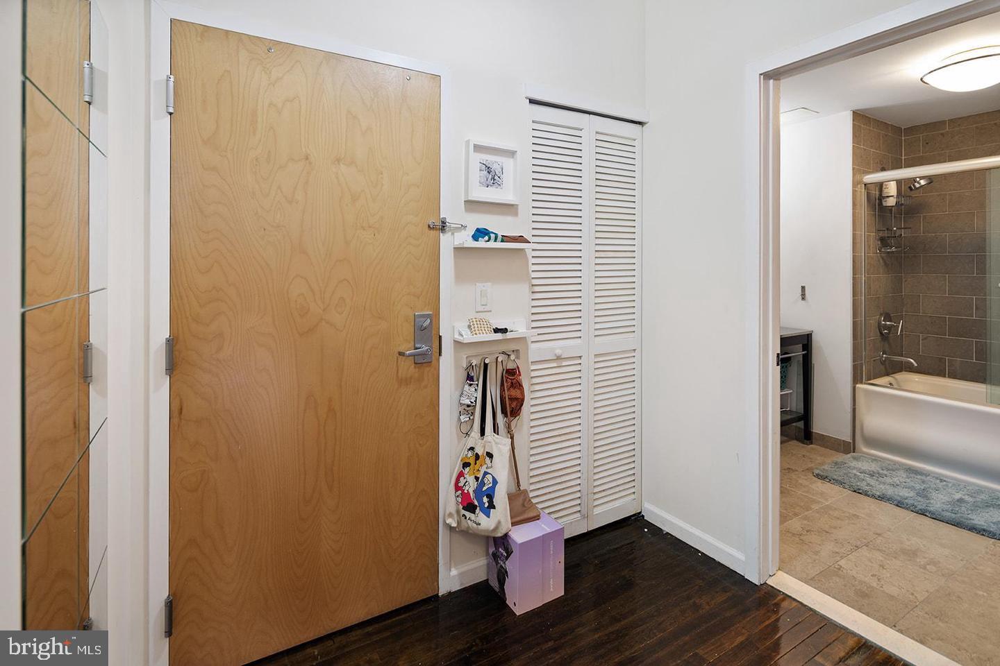 1228 ARCH STREET Unit: 7B