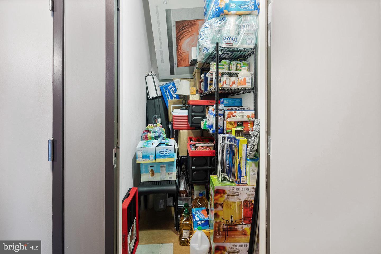 1228 ARCH STREET Unit: 7B