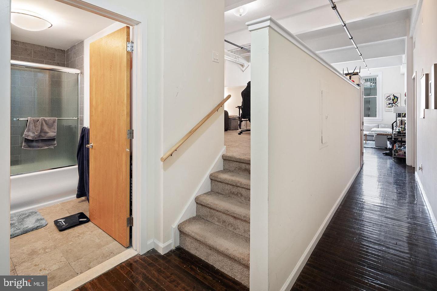 1228 ARCH STREET Unit: 7B