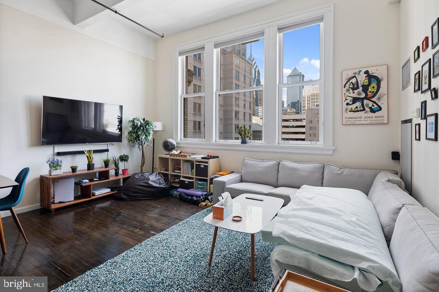 1228 ARCH STREET Unit: 7B