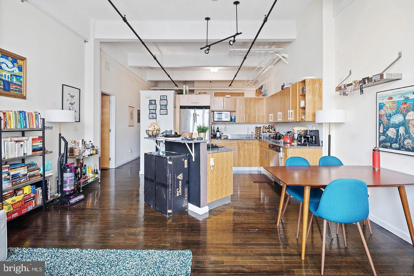 1228 ARCH STREET Unit: 7B