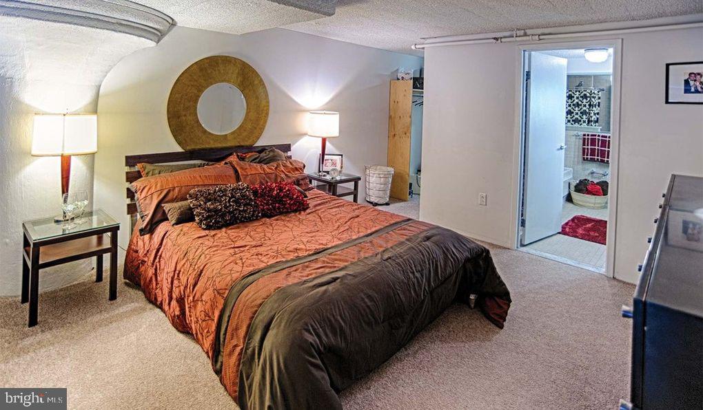 2300 WALNUT STREET Unit: 1B-310