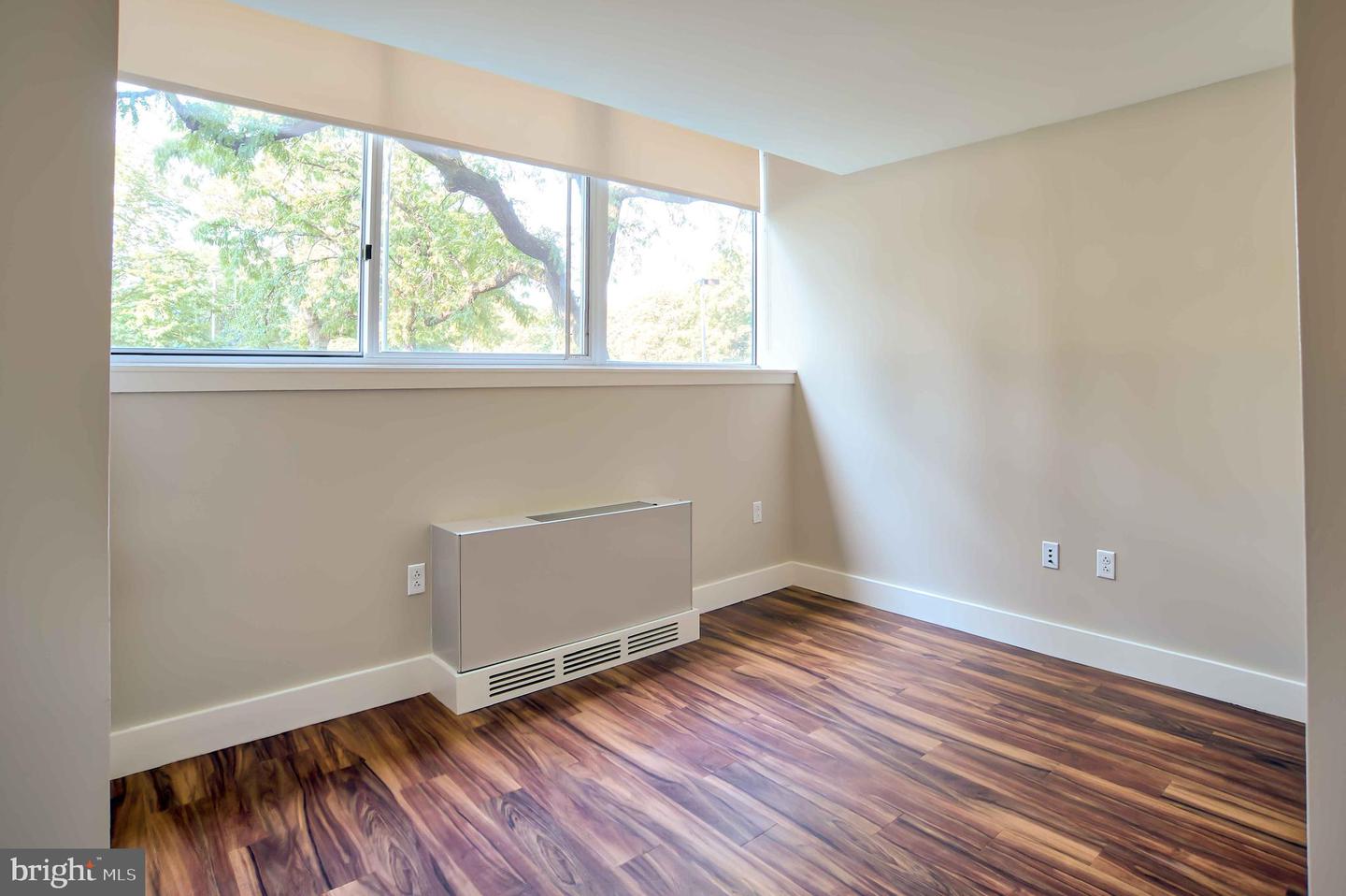 2200 BENJAMIN FRANKLIN PARKWAY Unit: 1B-W0910