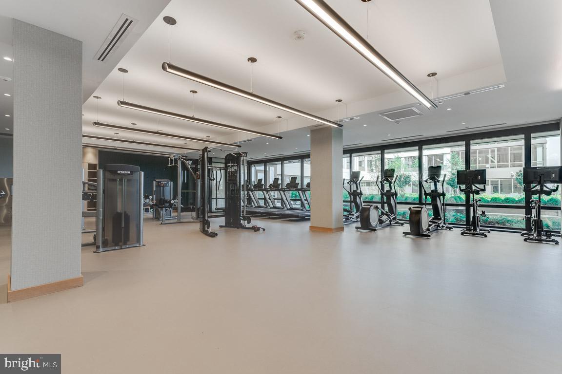 1300 FAIRMOUNT AVENUE Unit: 0B-440