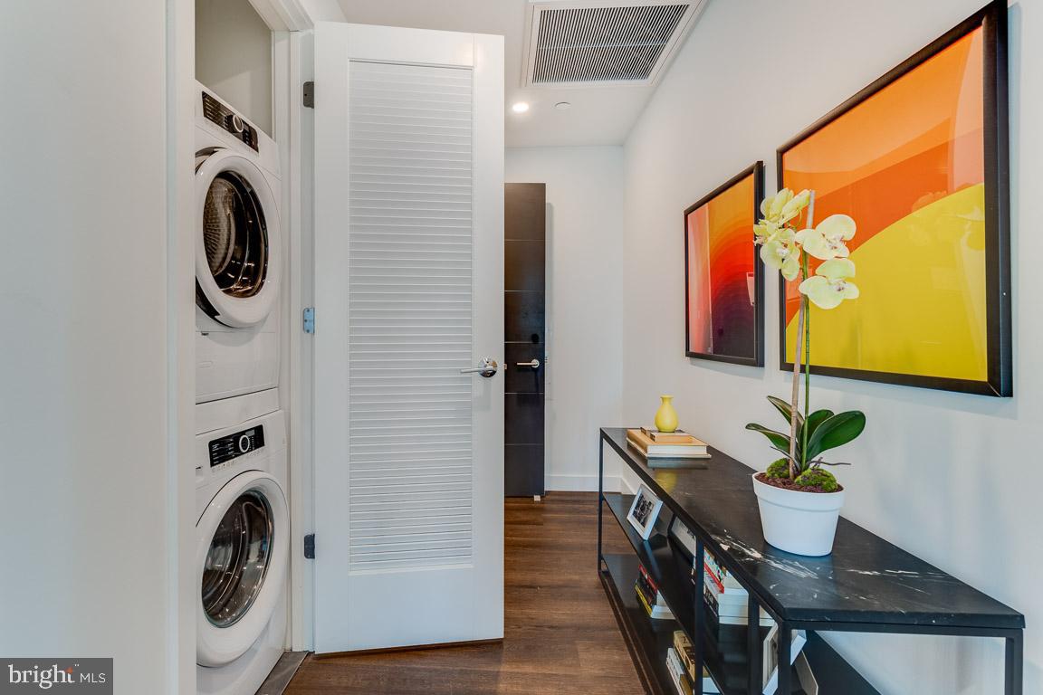 1300 FAIRMOUNT AVENUE Unit: 0B-440