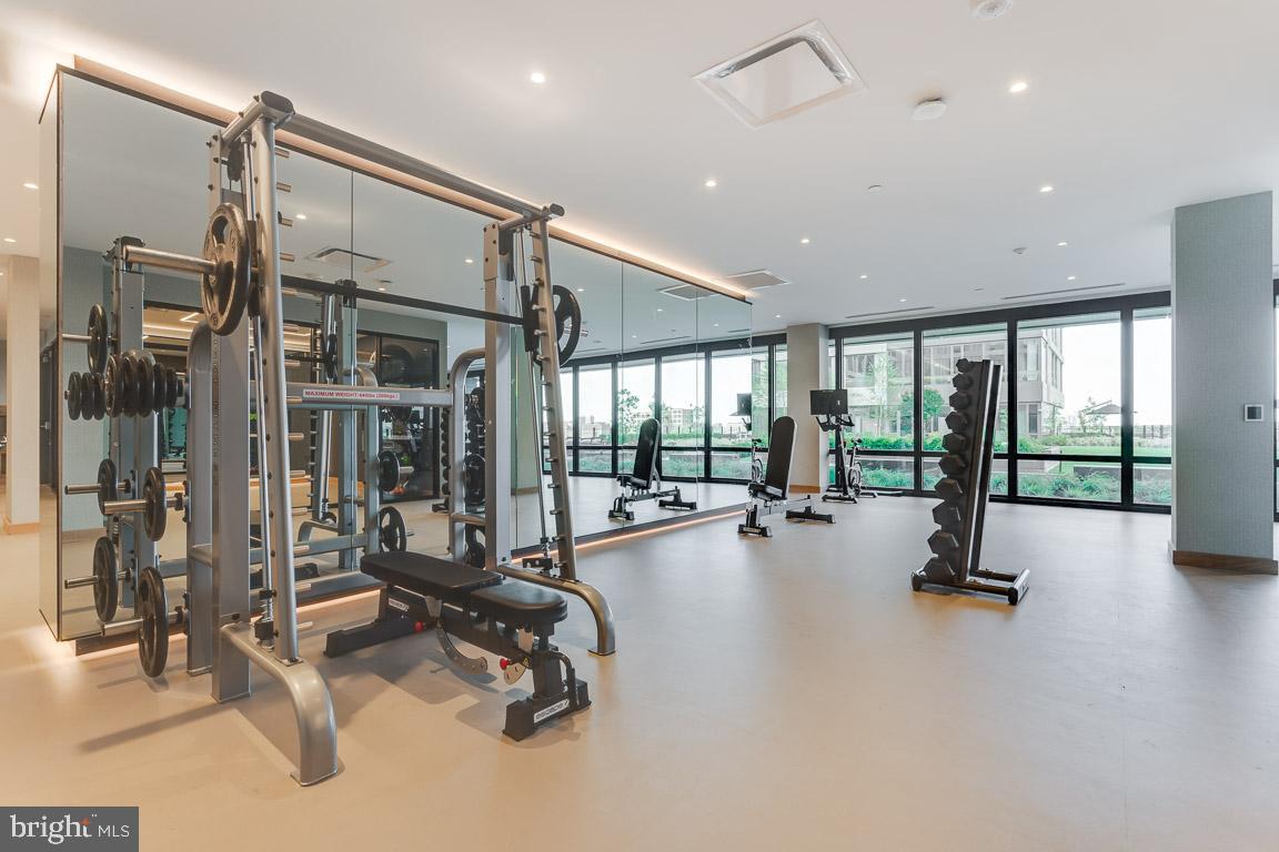 1300 FAIRMOUNT AVENUE Unit: 0B-440