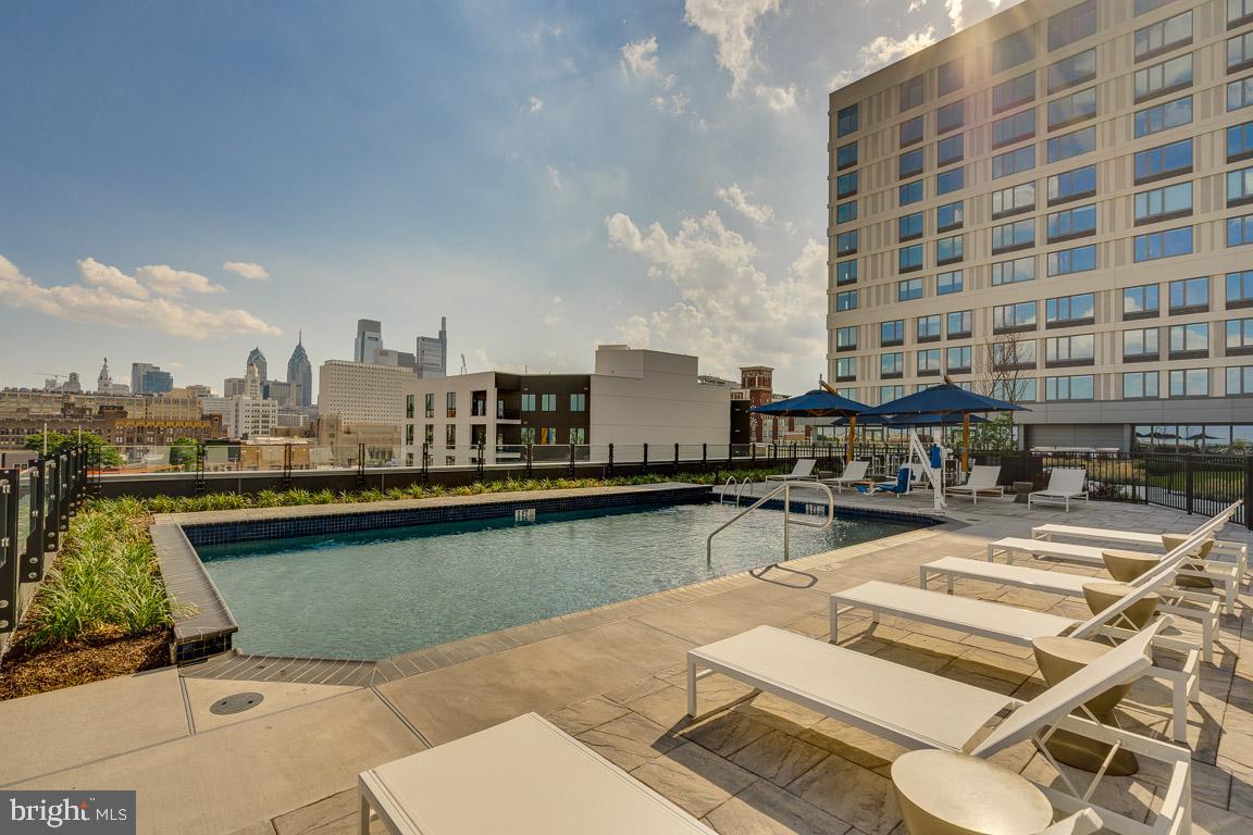1300 FAIRMOUNT AVENUE Unit: 0B-902