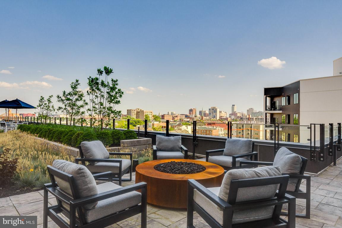 1300 FAIRMOUNT AVENUE Unit: 0B-902