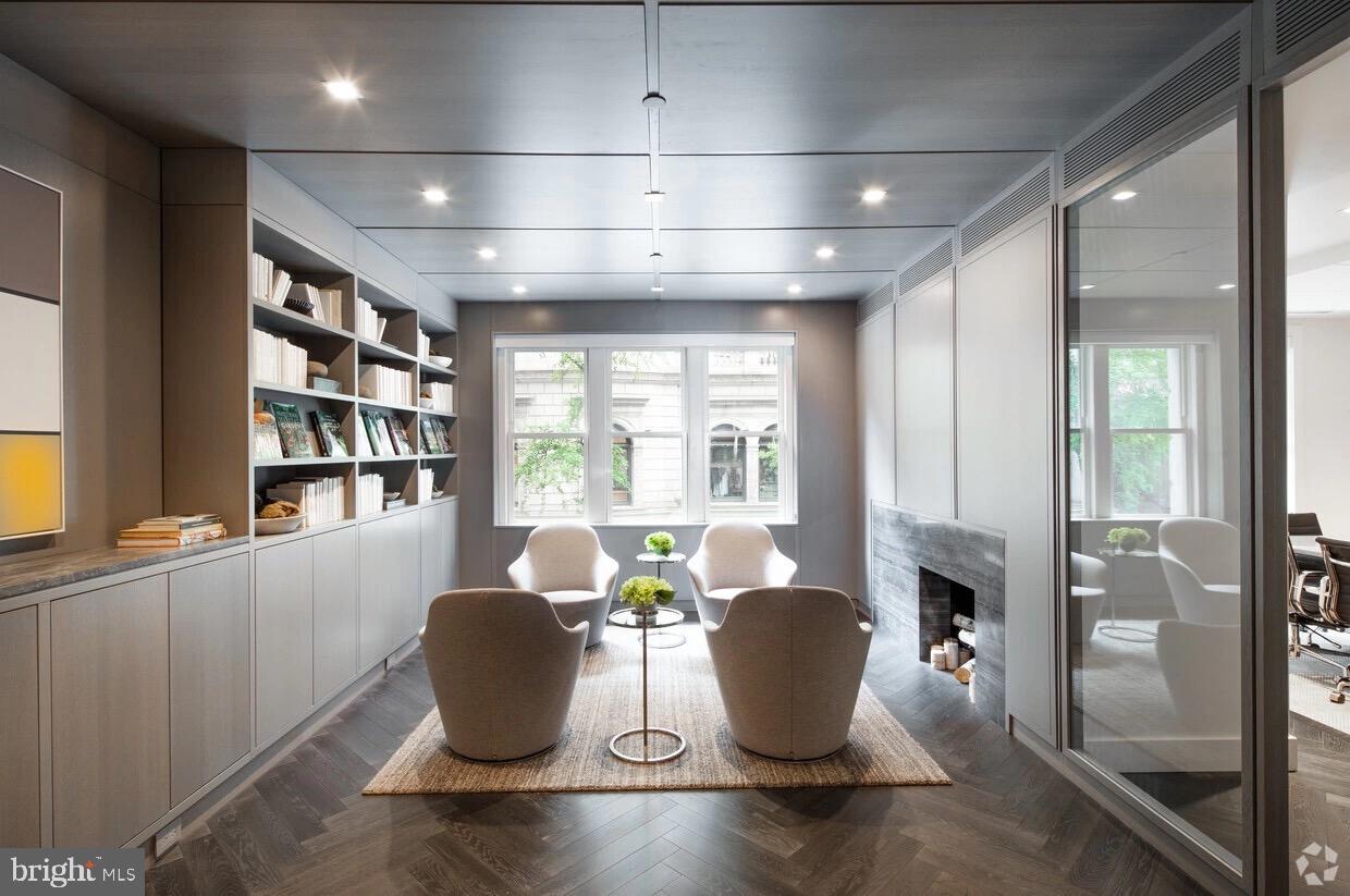 137 S 18TH STREET Unit: 1B1BAGRAND