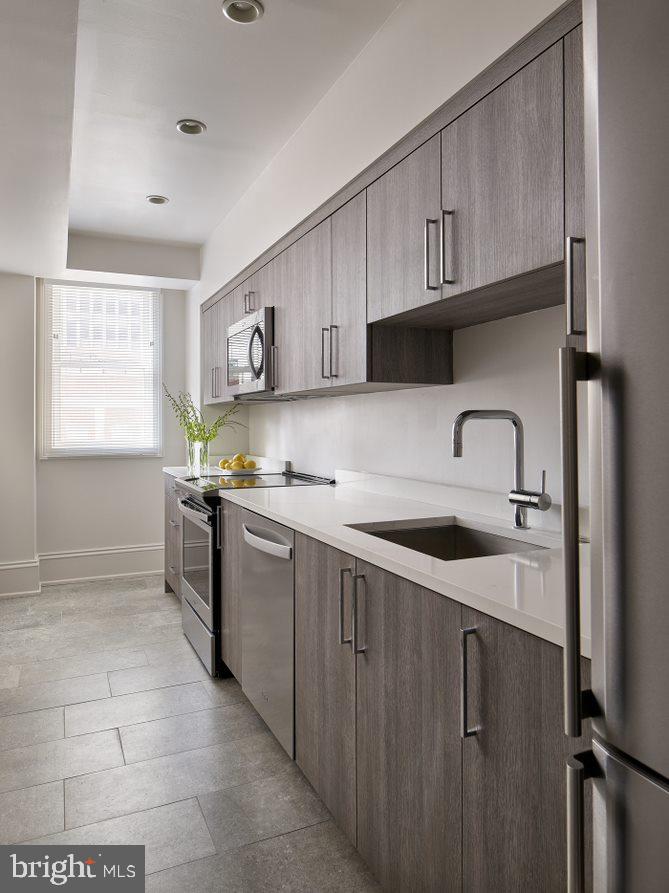 137 S 18TH STREET Unit: 1B1BAGRAND