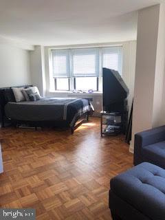2201 PENNSYLVANIA AVENUE Unit: 614