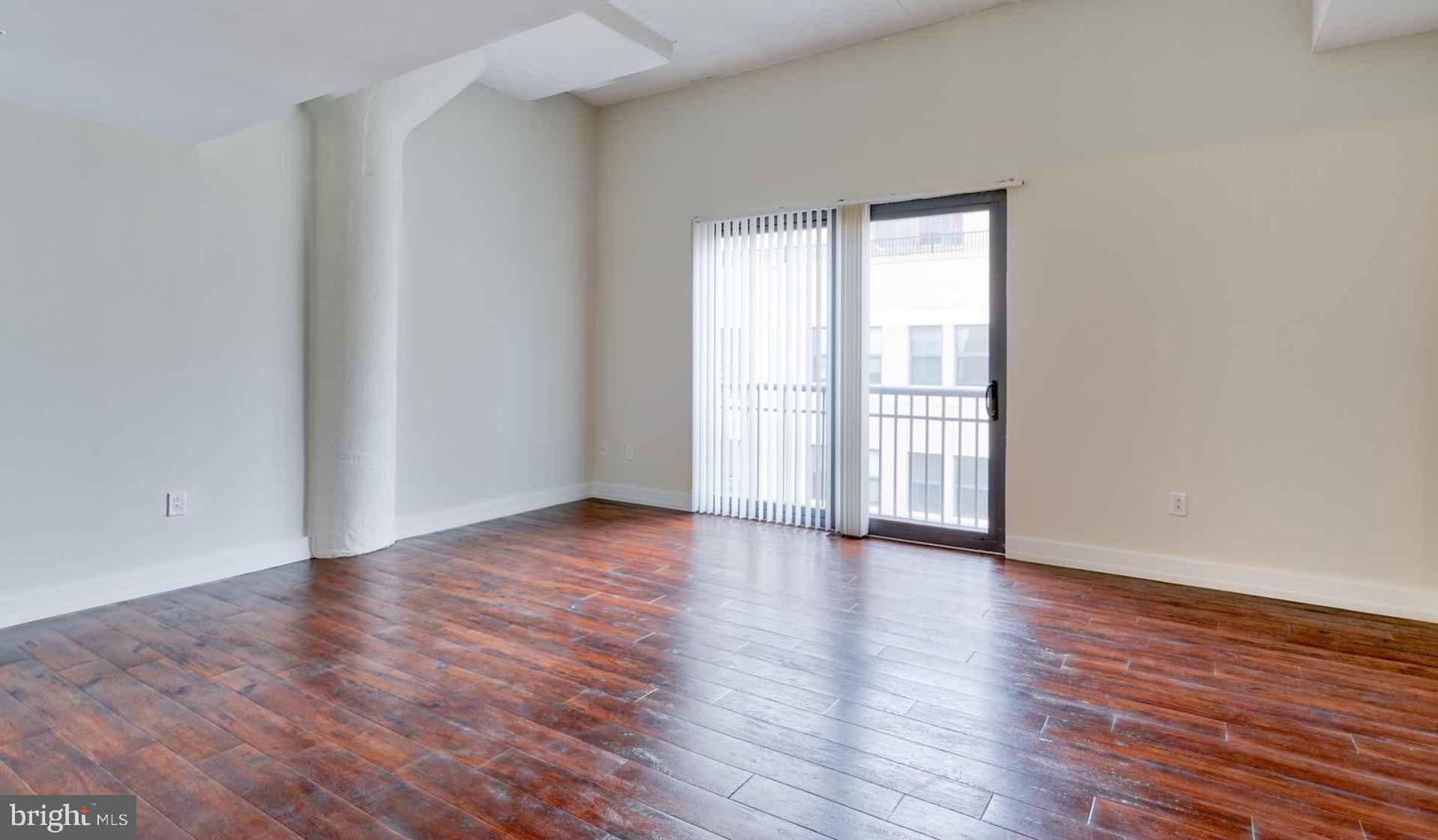 3131 WALNUT STREET Unit: 1B-308