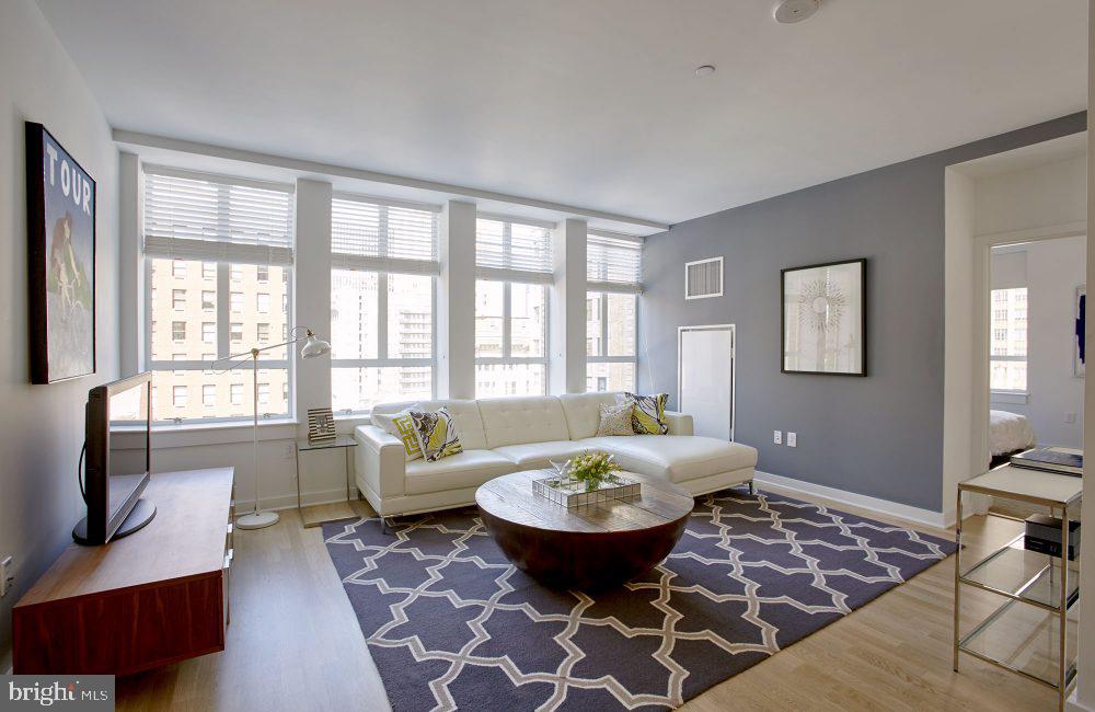 1616 WALNUT STREET Unit: 1B-1403