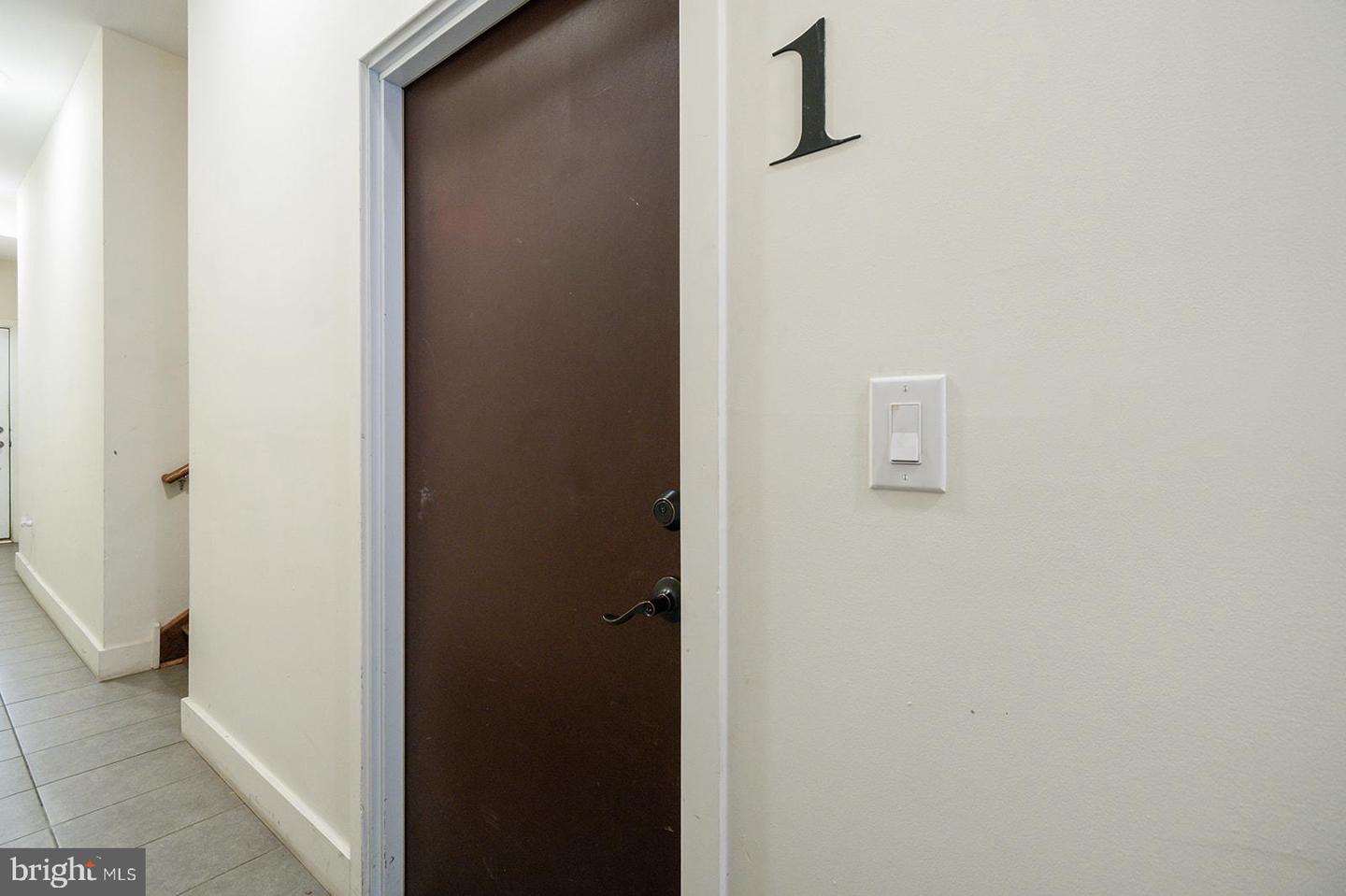 902 N 16TH STREET Unit: 1