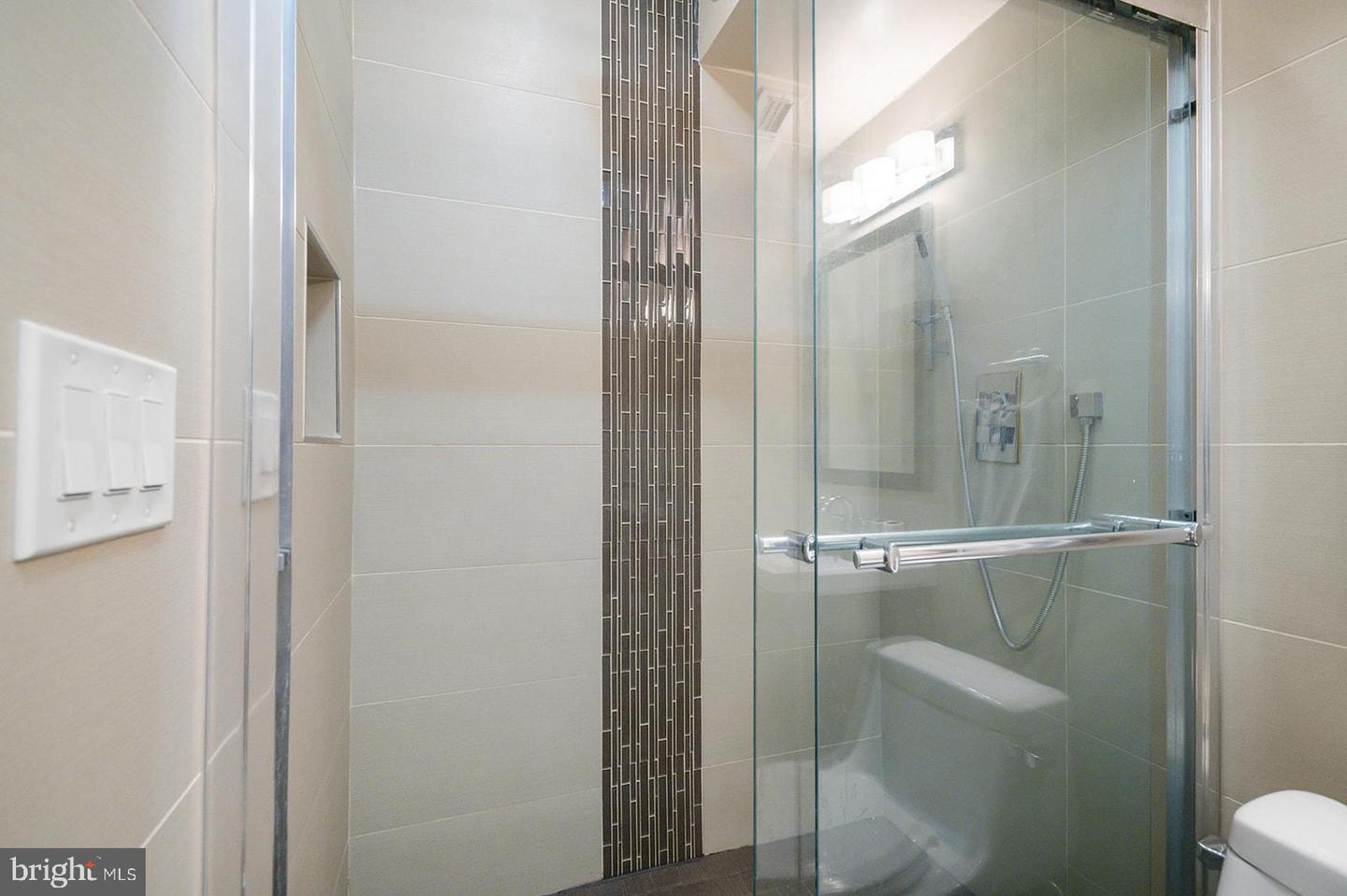 902 N 16TH STREET Unit: 1