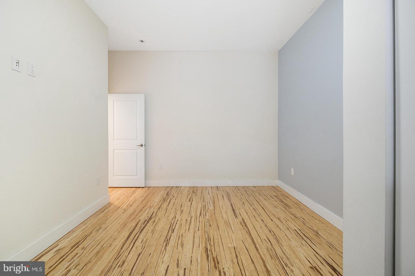 902 N 16TH STREET Unit: 1