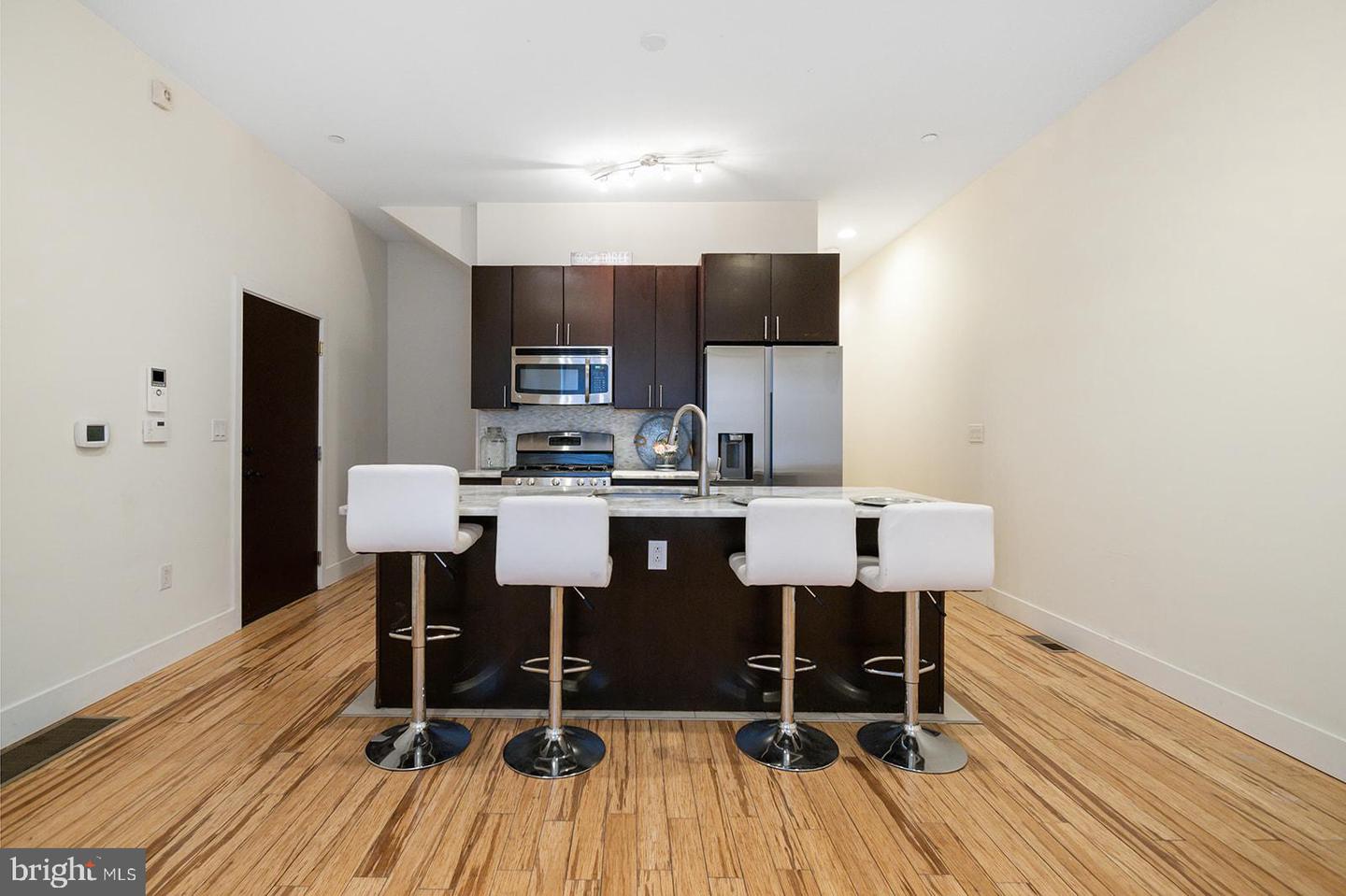902 N 16TH STREET Unit: 1