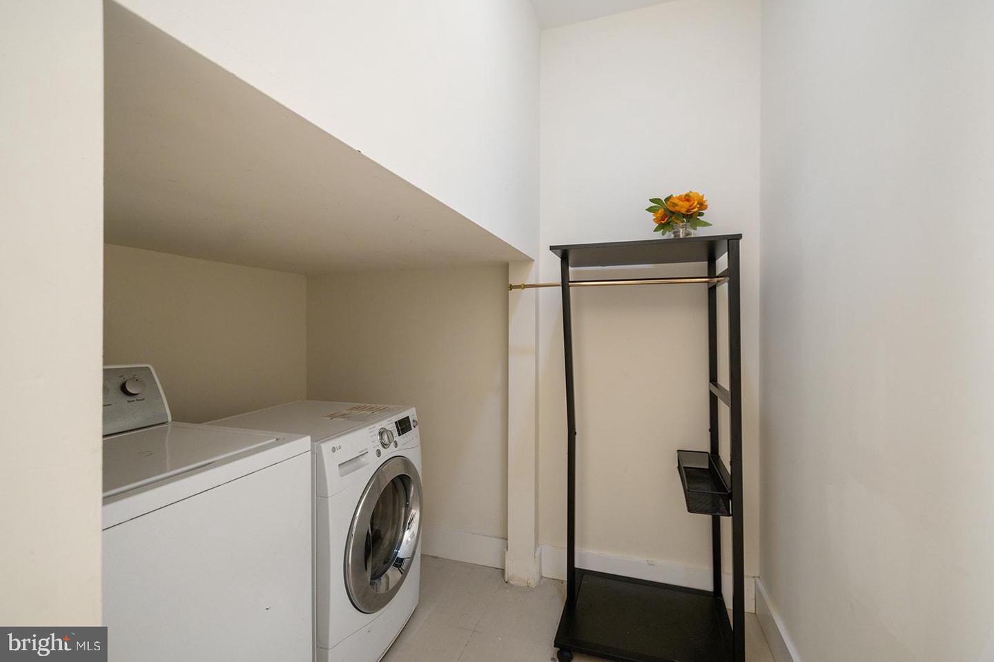 902 N 16TH STREET Unit: 1