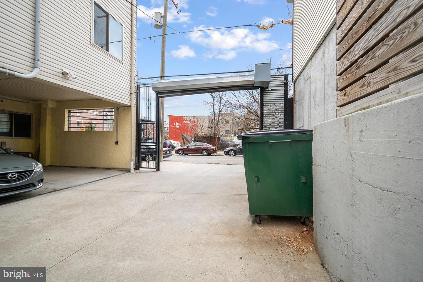 902 N 16TH STREET Unit: 1