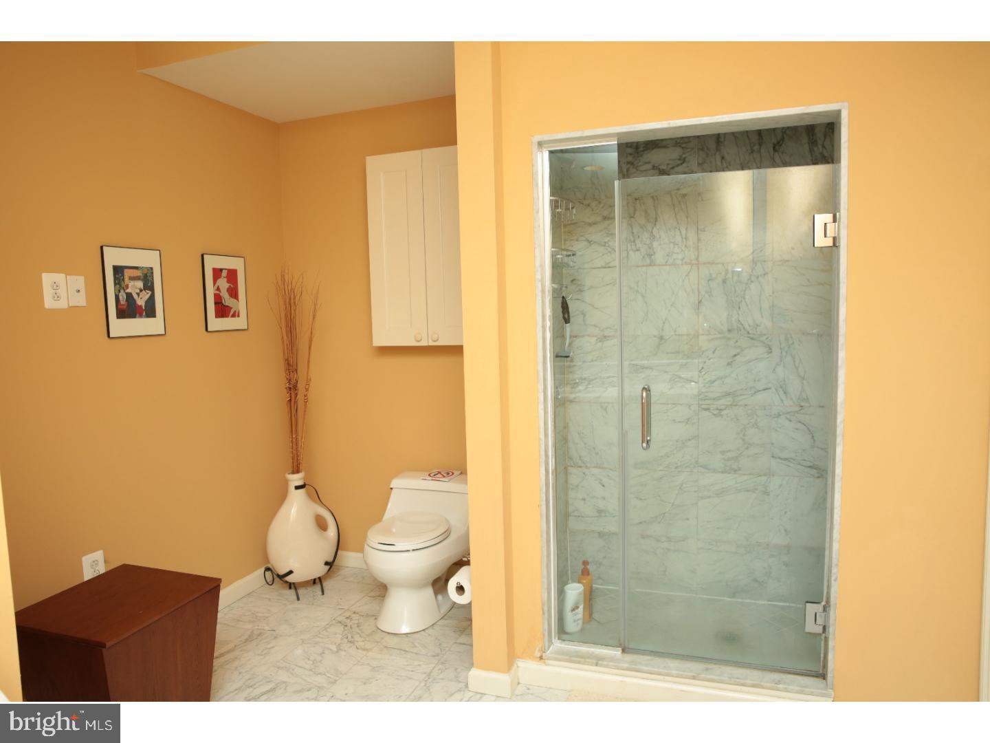 201 N 8TH STREET Unit: 510