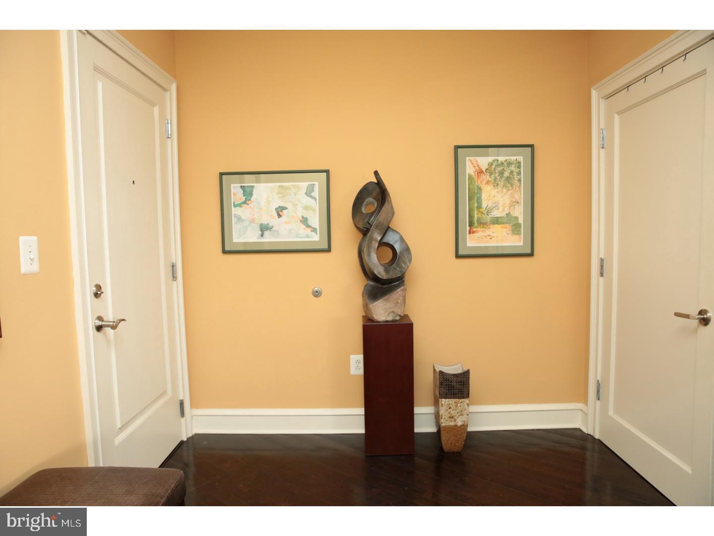 201 N 8TH STREET Unit: 510