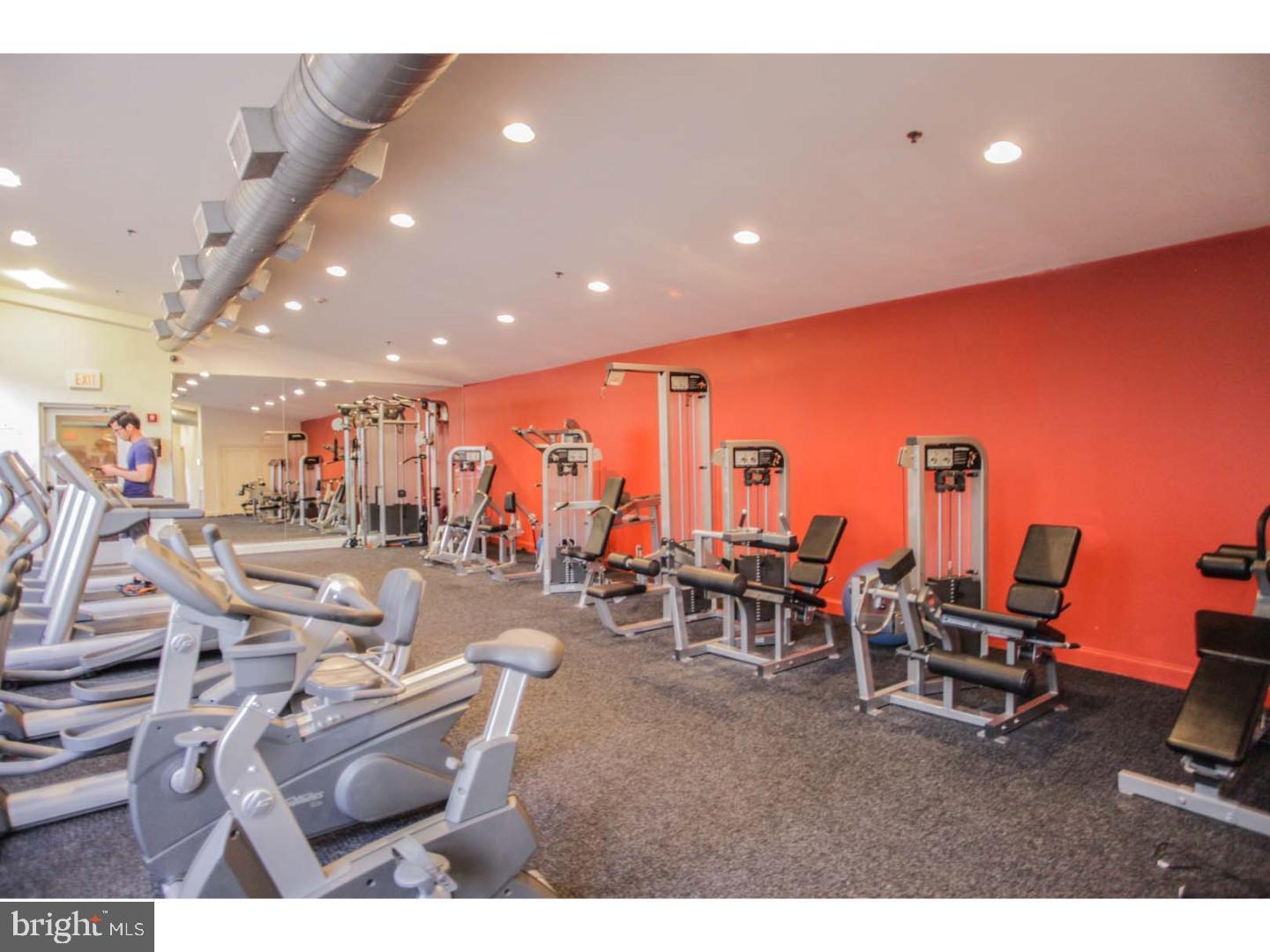201 N 8TH STREET Unit: 510