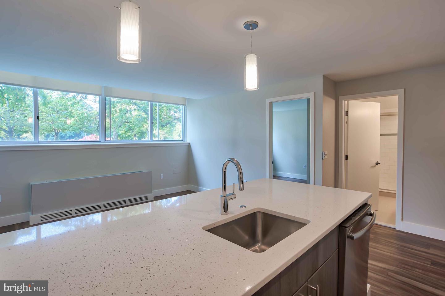2200 BENJAMIN FRANKLIN PARKWAY Unit: 1B-N0609