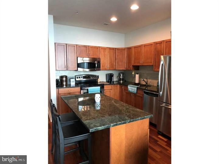 901 N PENN STREET Unit: F1209