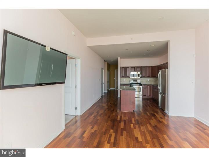 901 N PENN STREET Unit: F1209
