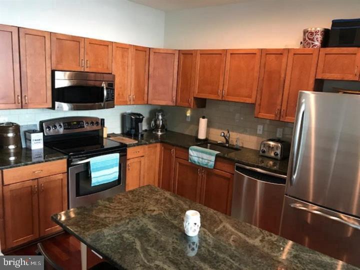 901 N PENN STREET Unit: F1209