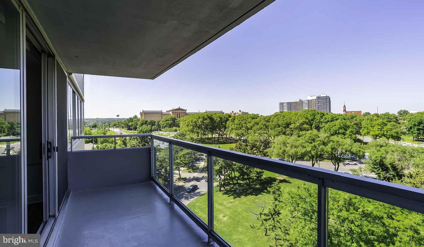 2200 BENJAMIN FRANKLIN PARKWAY Unit: 2B-W1715