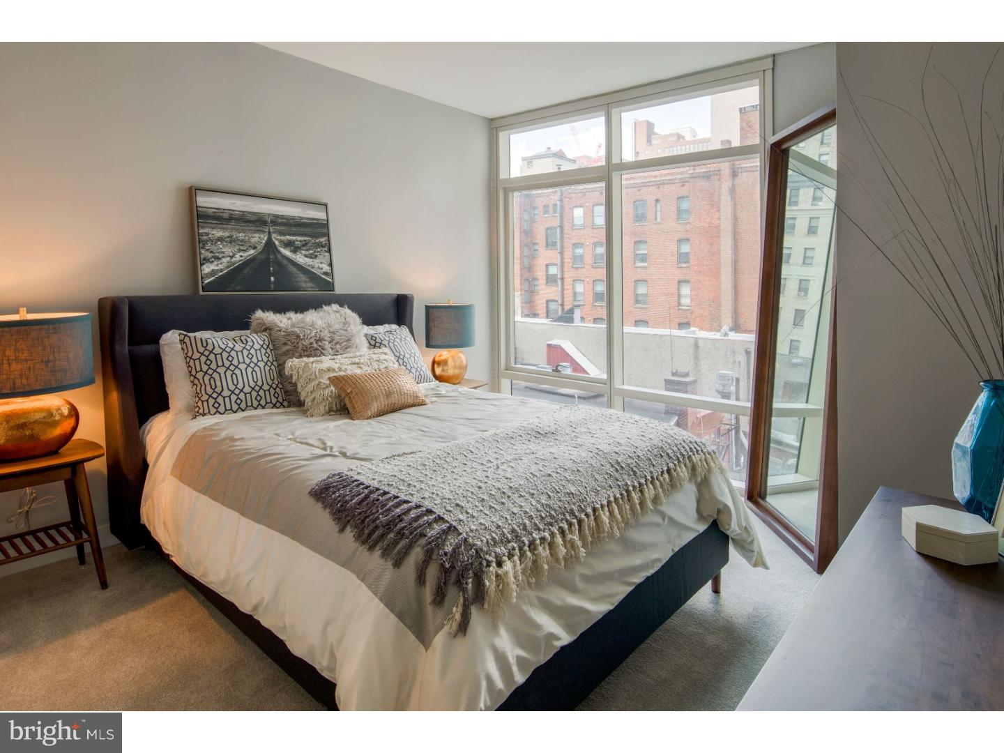 1213 WALNUT STREET Unit: 2B-0402