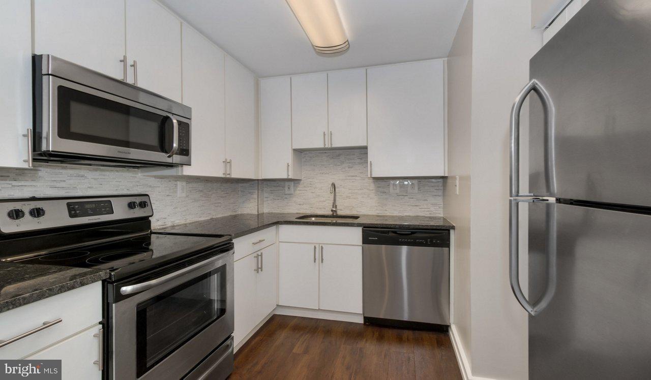 201 S 25TH STREET Unit: 1B-409